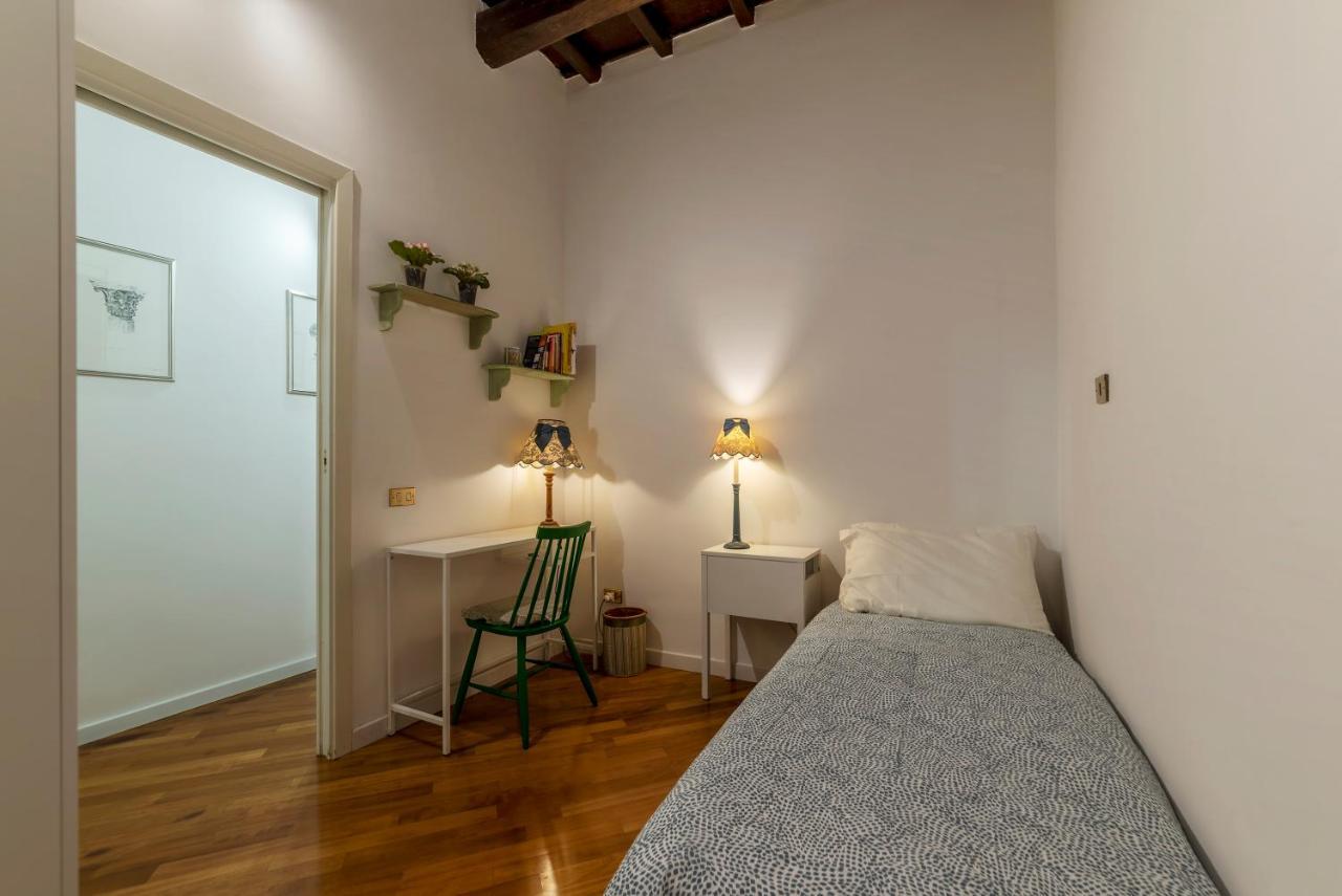 Rione Monti & Cavour Apartment Rome Bagian luar foto