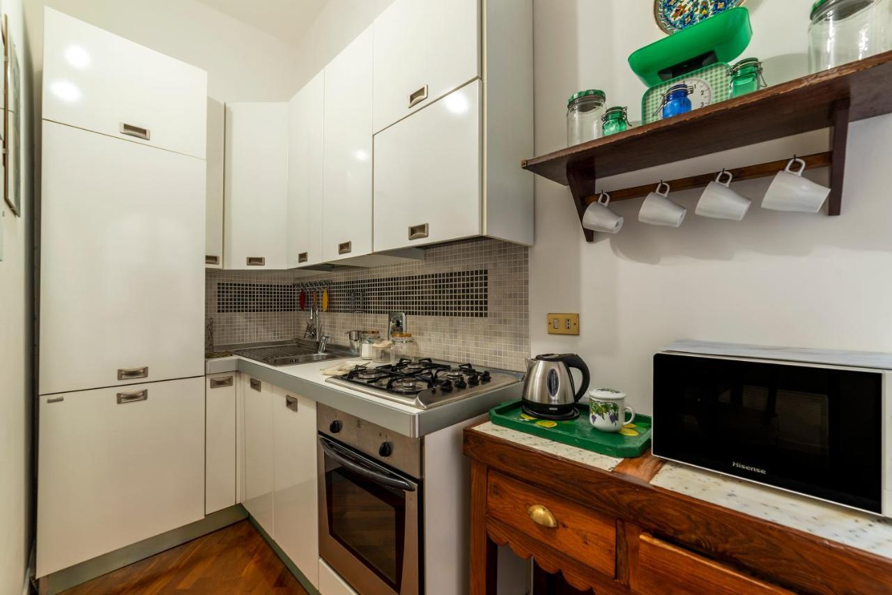 Rione Monti & Cavour Apartment Rome Bagian luar foto